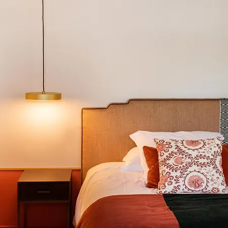 Hotell De Silhouette