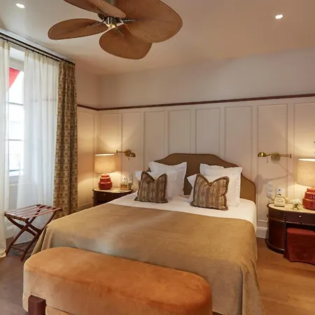 Ξενοδοχείο De Silhouette Μπιαρίτζ