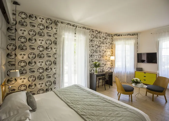 Отель De Silhouette