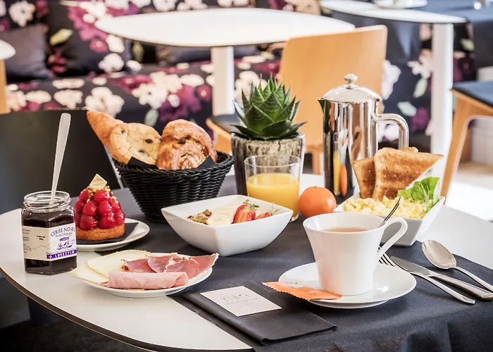 De Silhouette Отель Биарриц