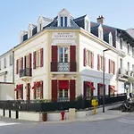 De Silhouette Hotell Biarritz