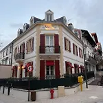 De Silhouette Отель 4*