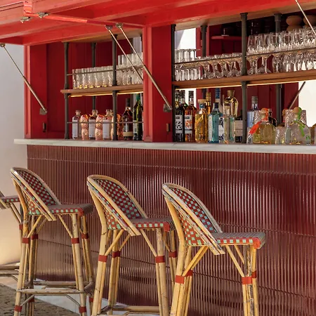 De Silhouette Ξενοδοχείο