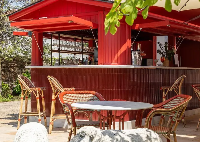 De Silhouette מלון 4*