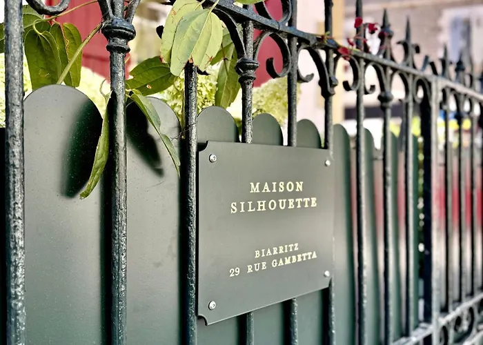 ドゥ シルエット ホテル 4*