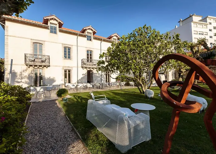 Szálloda De Silhouette 4*