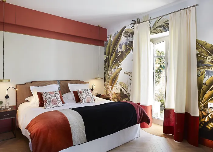 De Silhouette Szálloda 4*