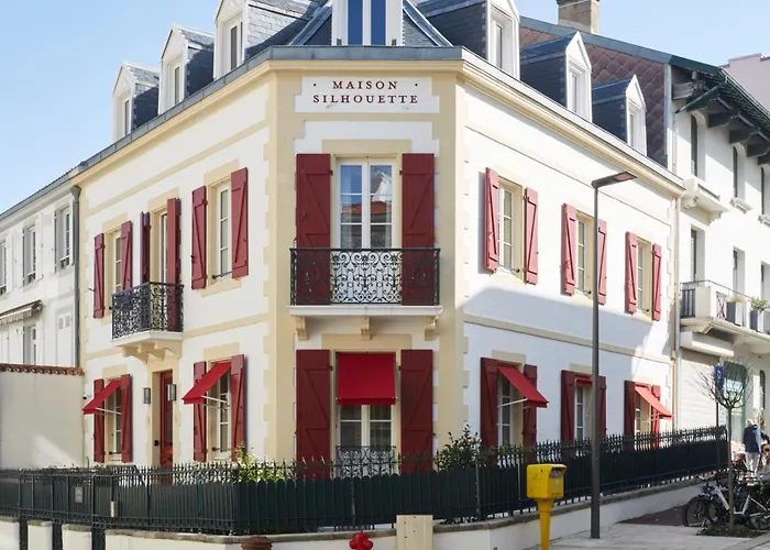 De Silhouette Szálloda Biarritz
